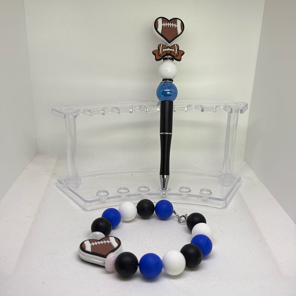 🟢 Carolina Panthers NFL Pen and Bracelet/Wristlet Set